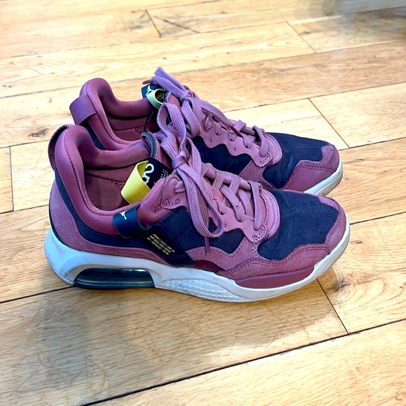 Jordan shoes - Picture 1 of 5